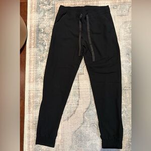 RW&CO. Joggers with piped detailing